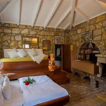 Corfu Town Mini Private Pool Gardens *