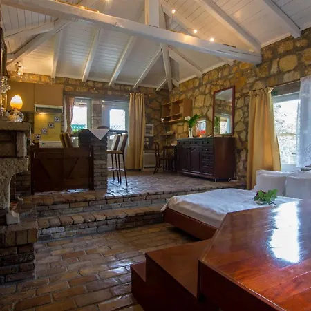 Corfu Town Mini Private Pool Gardens Вилла *