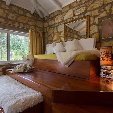 Corfu Town Mini Private Pool Gardens *