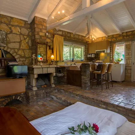 Corfu Town Mini Private Pool Gardens *