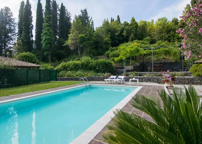 Corfu Town Mini Private Pool Gardens