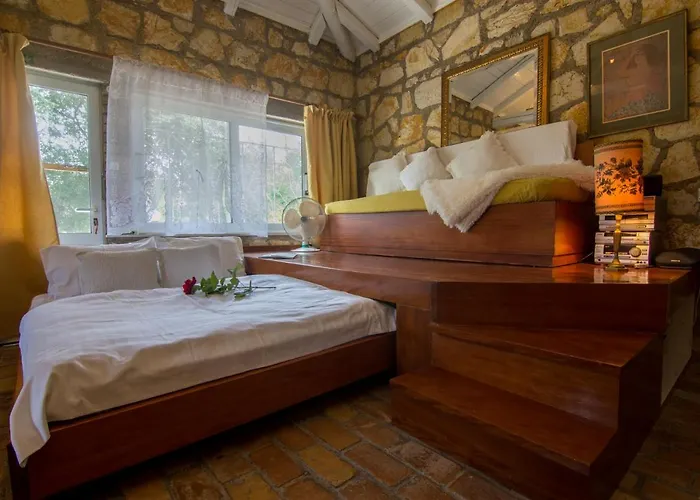 Corfu Town Mini Private Pool Gardens * Mantouki