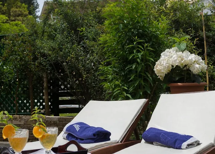 Corfu Town Mini Private Pool Gardens Villa