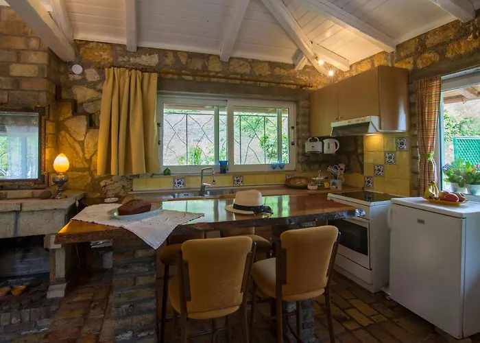 Villa Corfu Town Mini Private Pool Gardens *