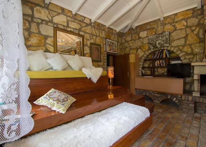 Corfu Town Mini Private Pool Gardens Mantouki