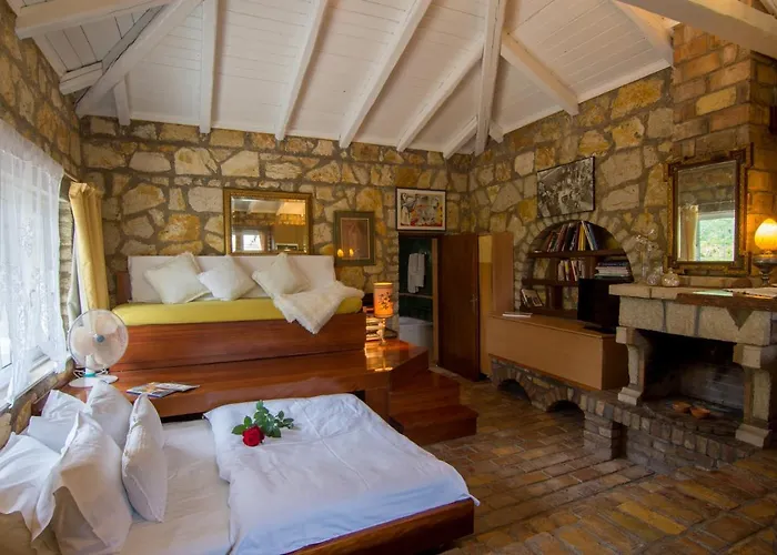 Corfu Town Mini Private Pool Gardens *